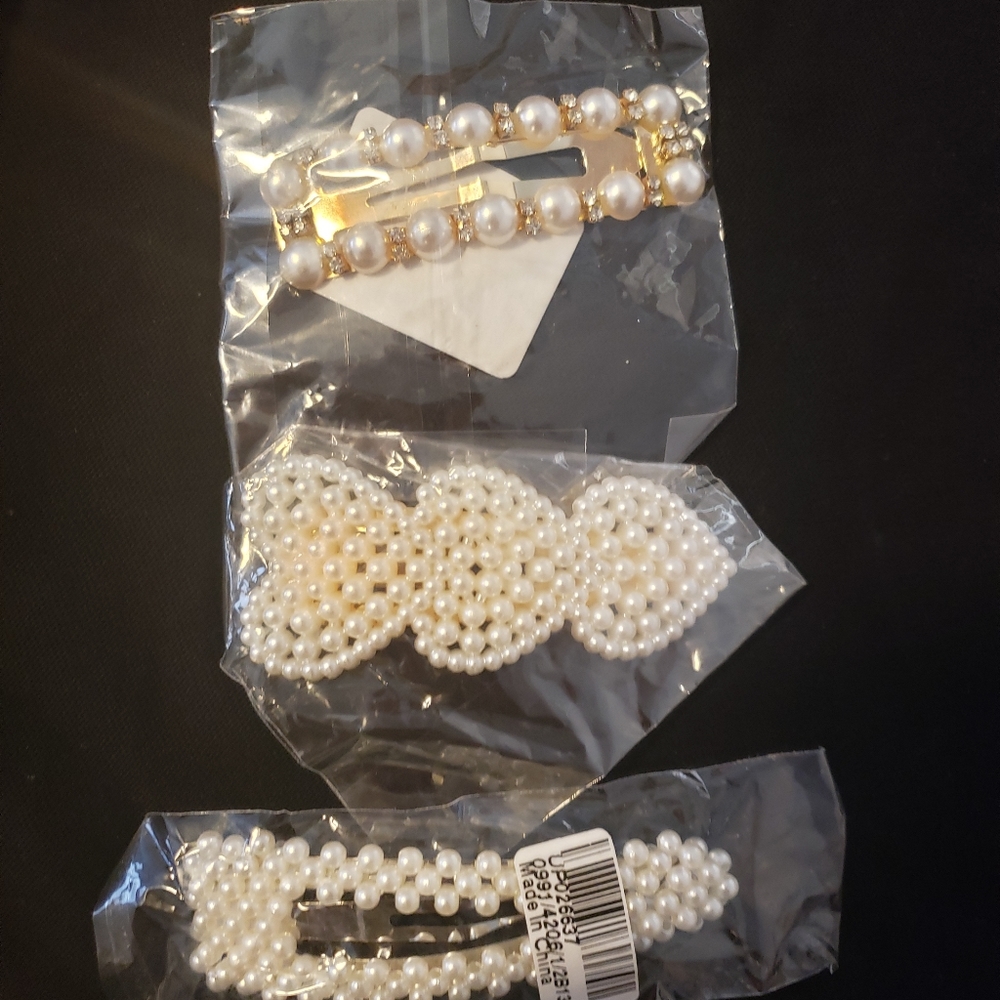 Hair clips